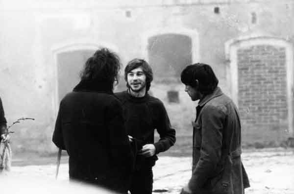 Jerzy Grotowski, Włodzimierz Staniewski e Ryszard Cieślak in Brzezinka, primi anni Settanta. Foto di Andrzej Paluchiewicz.