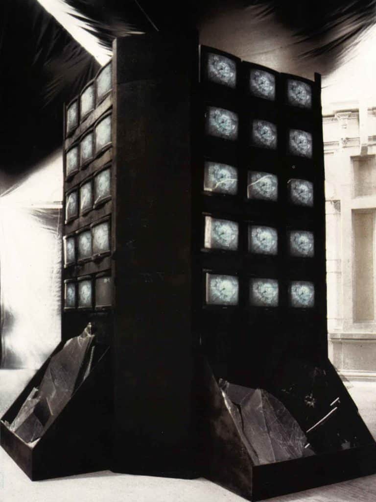 Federica Marangoni, «Glass Dream», installazione, 1989. Archivio Federica Marangoni.