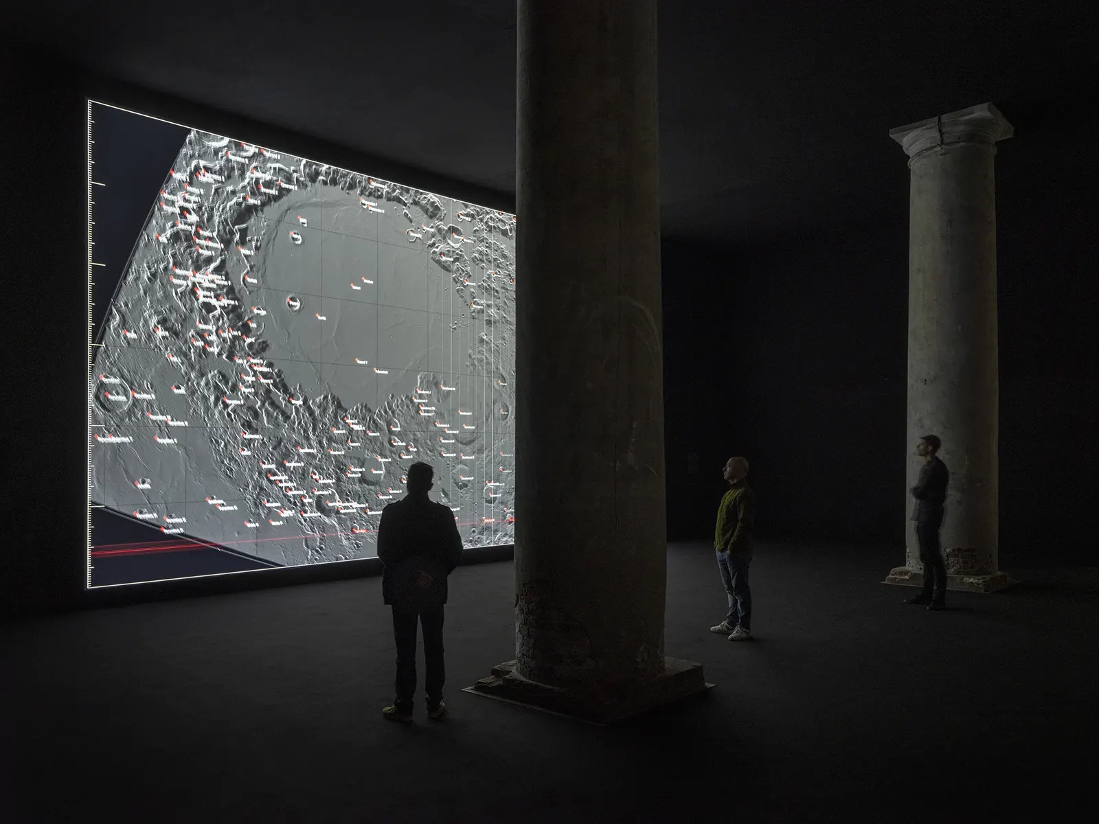Ryoji Ikeda, data-verse 1, 2019, audiovisual installation. Courtesy of the Artist and Audemars Piguet Contemporary. Photo: Julien Gremaud, © Ryoji Ikeda.