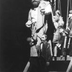 Mimmo Cuticchio. Visita guidata all’Opera dei Pupi. 1989. Mimmo Cuticchio in un momento dello spettacolo